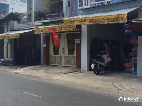 Án mạng từ chuyện dắt chó đi vệ sinh trước nhà hàng xóm - ảnh 1