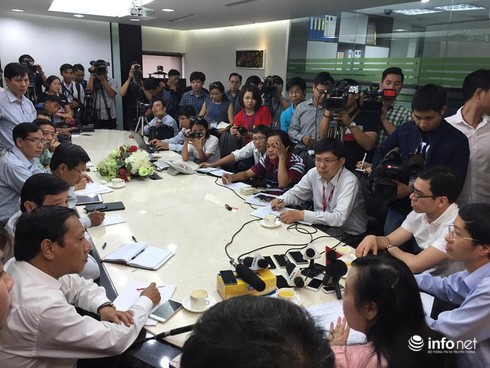 TP.HCM: Bộ trưởng Bộ Y tế thị sát nơi ở và làm việc của thai phụ nhiễm Zika - ảnh 1