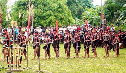 Tỉnh Kon Tum chú trọng phát triển văn hoá gắn liền với đời sống người dân - ảnh 1