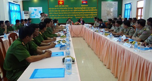 Công an Long an đẩy mạnh phòng, chống buôn người vùng giáp Campuchia - ảnh 1