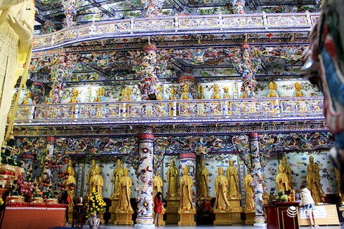 Một lần đến chùa “ve chai” độc đáo nhất Đà Lạt - ảnh 14