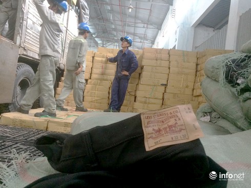 TP.HCM: Tiêu huỷ lô quần Jean nhái thương hiệu Levi’s trị giá 33 tỷ đồng - ảnh 1