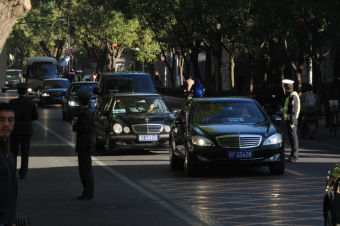 Trung Quốc treo cờ rủ tiễn đưa “Người bạn vĩ đại” - ảnh 3