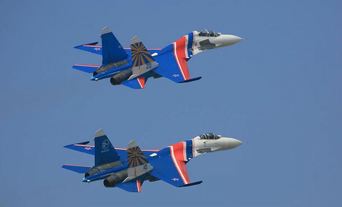 Su-27 của Nga biểu diễn tại Trung Quốc - ảnh 3
