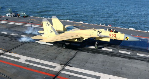 Trung Quốc: 'Cha đẻ' của J-15 đột tử trên tàu sân bay Liêu Ninh - ảnh 2