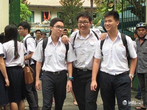 Chưa có cấu trúc đề thi: Trường THPT hoang mang định hướng ôn tập - ảnh 1