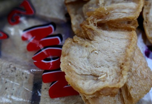 TP.HCM: Rùng mình với thực phẩm chay có dòi - ảnh 1