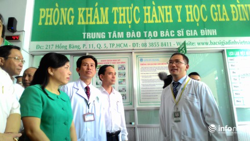 Nhân rộng mô hình bác sĩ gia đình để giảm tải bệnh viện - ảnh 1