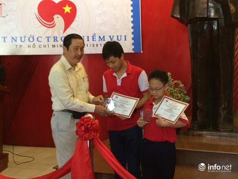 Triển lãm Viet Stamp “Đất nước trọn niềm vui” - ảnh 3