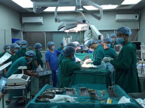 Ghép tạng xuyên Việt, người suy tim hiến tạng: Một năm chuyển mình quan trọng - ảnh 1