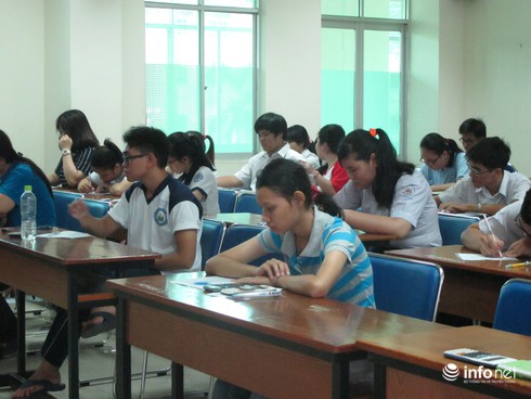 Điểm chuẩn thấp nhất của ĐH Luật TP.HCM là 20,3 điểm - ảnh 1