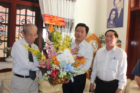 Bí thư Đinh La Thăng: TP.HCM phấn đấu là trung tâm giáo dục của Đông Nam Á - ảnh 1