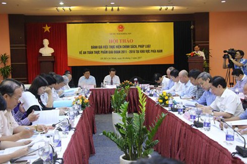 TP.HCM: Trong 5 năm, 33.000 cơ sở thực phẩm bị xử phạt số tiền 110 tỷ đồng - ảnh 1