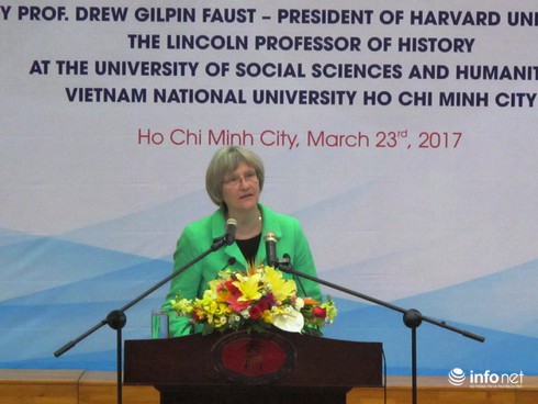 Hiệu trưởng ĐH Harvard: Tìm hiểu lịch sử Việt Nam để hiểu chính nước Mỹ - ảnh 1