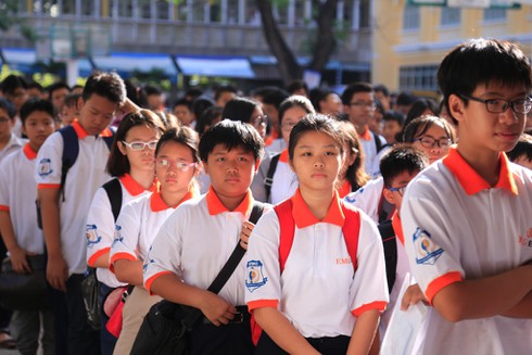 TP.HCM đề xuất không tăng học phí trong năm học mới - ảnh 1