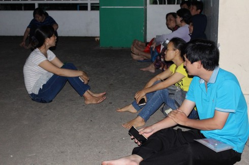 TP.HCM: Xếp hàng từ 2h sáng để xin học mầm non - ảnh 1