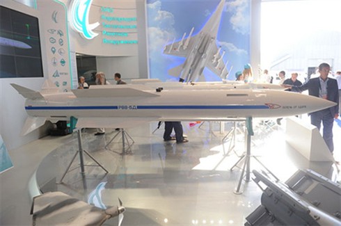 Tiêm kích T-50 PAK-FA của Nga sẽ vượt trội F-22 Raptor của Mỹ? - ảnh 2