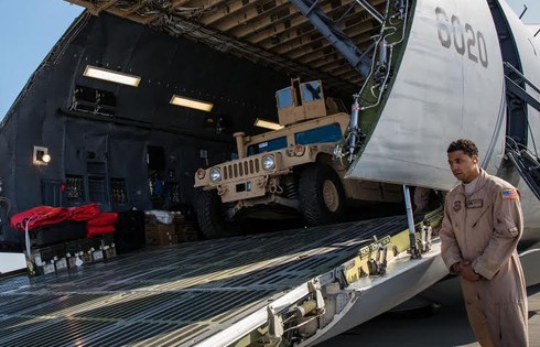 Mỹ cho phép cấp vũ khí cho Ukraine, thỏa thuận Minsk