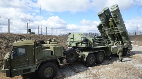 Nga triển khai hệ thống S-400 tại Syria sau vụ máy bay Su-24 bị bắn hạ - ảnh 1