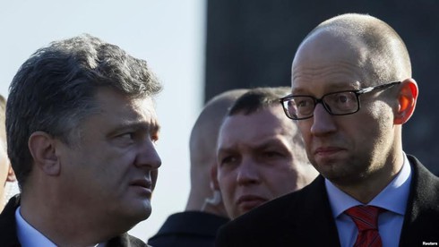 Chiếc ghế thủ tướng Ukraine đã gãy 3 chân? - ảnh 2