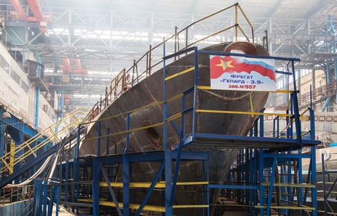 Việt Nam sẽ đặt đóng tổng cộng 6 chiến hạm Gepard 3.9 ? - ảnh 1