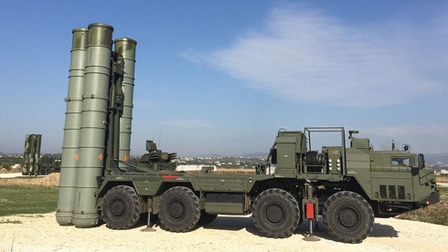Nga hé lộ địa điểm bố trí “siêu tên lửa” S-400 ở Crimea - ảnh 1