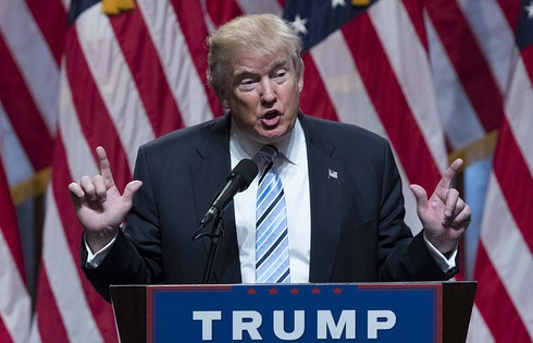Donald Trump dậm chân tại chỗ, bị Hillary Clinton bỏ xa - ảnh 2