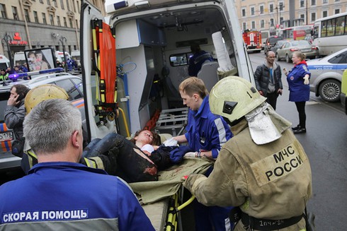 Nổ ga tàu điện ngầm ở St. Petersburg: Đây là một vụ đánh bom tự sát - ảnh 1