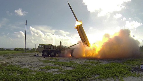 Triển khai tên lửa THAAD, Mỹ không chỉ khiêu khích Triều Tiên? - ảnh 1