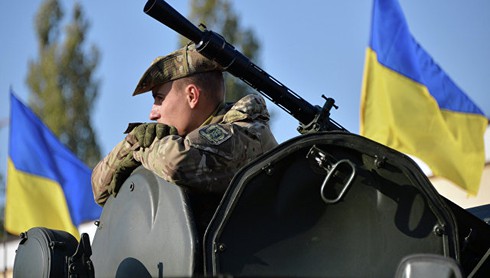 Mỹ cắt giảm 70% viện trợ, Ukraine có dám tấn công Donbass? - ảnh 2