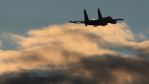 Tiêm kích Nga chặn chiến đấu cơ Mỹ trên biển Baltic - ảnh 1