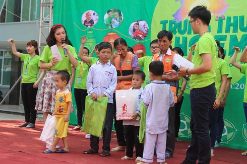 Xúc động “Ngày hội hiến máu Trung thu cho em” - ảnh 6