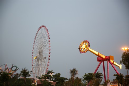 Cận cảnh Singapore Sling- top 10 trò chơi cảm giác mạnh nhất thế giới - ảnh 1