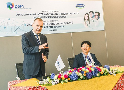 Vinamilk ký kết hợp tác chiến lược với tập đoàn dinh dưỡng hàng đầu thế giới DSM - ảnh 2