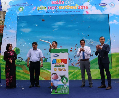 Vinamilk và Tetra Pak khởi động chương trình sữa học đường 2016 - 2017 - ảnh 1