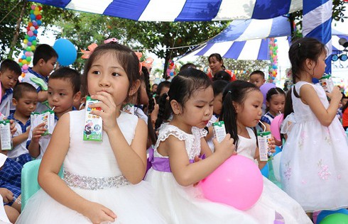 Vinamilk và Tetra Pak khởi động chương trình sữa học đường 2016 - 2017 - ảnh 5