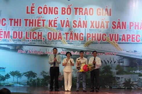 Đà Nẵng: 20 tác phẩm đạt giải Cuộc thi thiết kế sản phẩm phục vụ APEC 2017 - ảnh 1