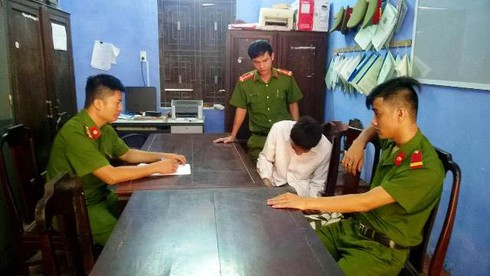 Can anh trai đánh vợ, em bị anh đâm chết - ảnh 1