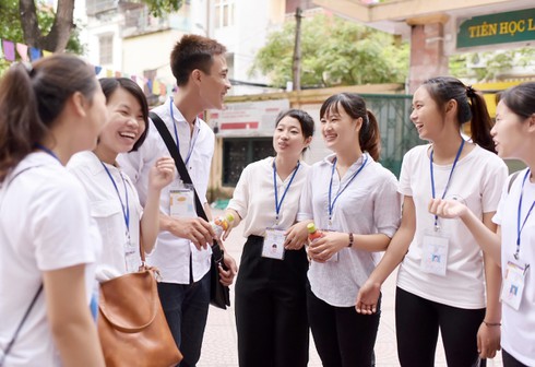 MC Phan Anh tiếp năng lượng, thêm sức bền cho sĩ tử - ảnh 6