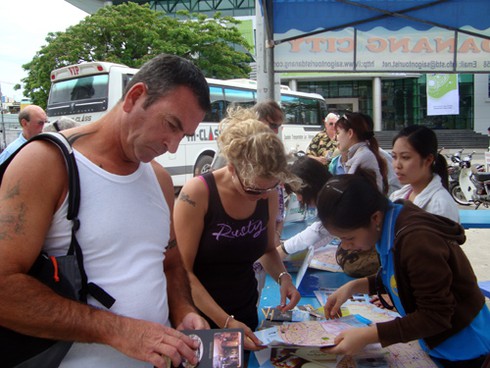 Đà Nẵng sẽ lập trung tâm hỗ trợ du khách - ảnh 1