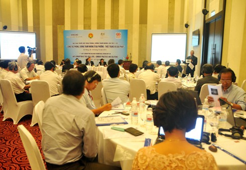 Xin việc làm và khám chữa bệnh: Đưa hối lộ nhiều nhất! - ảnh 2