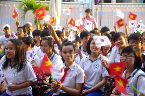 Đà Nẵng chào đón đoàn đồng hành da cam Việt - Hàn - ảnh 2