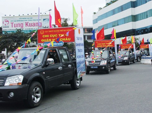 Cảnh giác các đối tượng gạ bán sách pháp luật thuế - ảnh 1