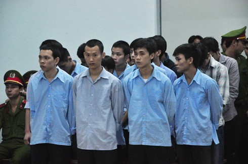 Đà Nẵng: 28 tên giang hồ ra tòa trong vụ án giết người - ảnh 1