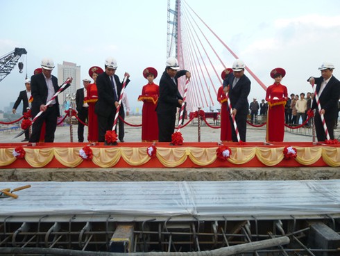 Đà Nẵng hợp long cầu mới Trần Thị Lý - ảnh 1