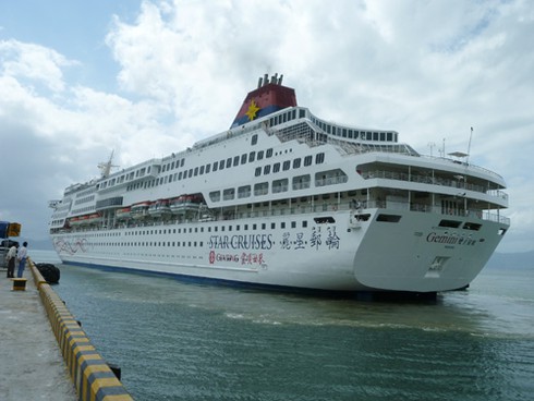 Du thuyền của Star Cruises cập cảng Đà Nẵng - ảnh 2