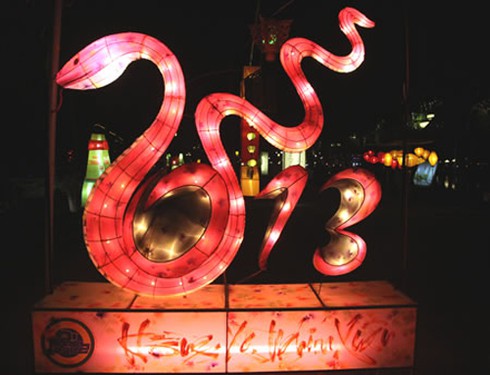 Hơn 10.000 lượt khách tham quan phố cổ Hội An dịp Tết Quý Tỵ - ảnh 1