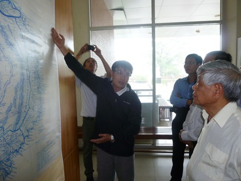 Nguyên TBT Lê Khả Phiêu yêu cầu sửa ngay bản đồ in sai về Hoàng Sa - ảnh 1