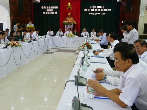 Vì sao anh hùng thời nay không được tâm phục khẩu phục như xưa? - ảnh 1