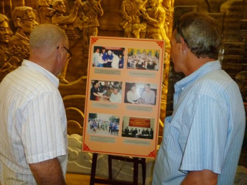 Những người Mỹ ở cuộc triển lãm nạn nhân da cam - ảnh 3